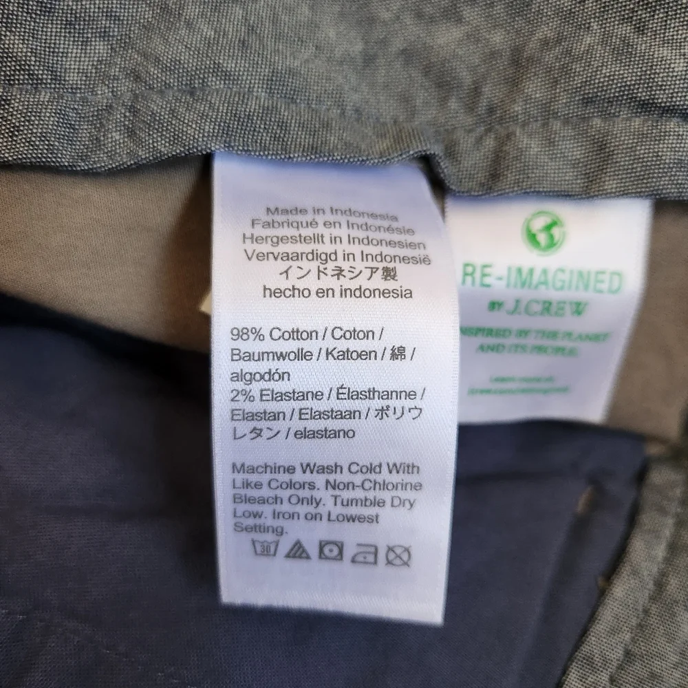 J. Crew men's shorts Chino green 35×9
